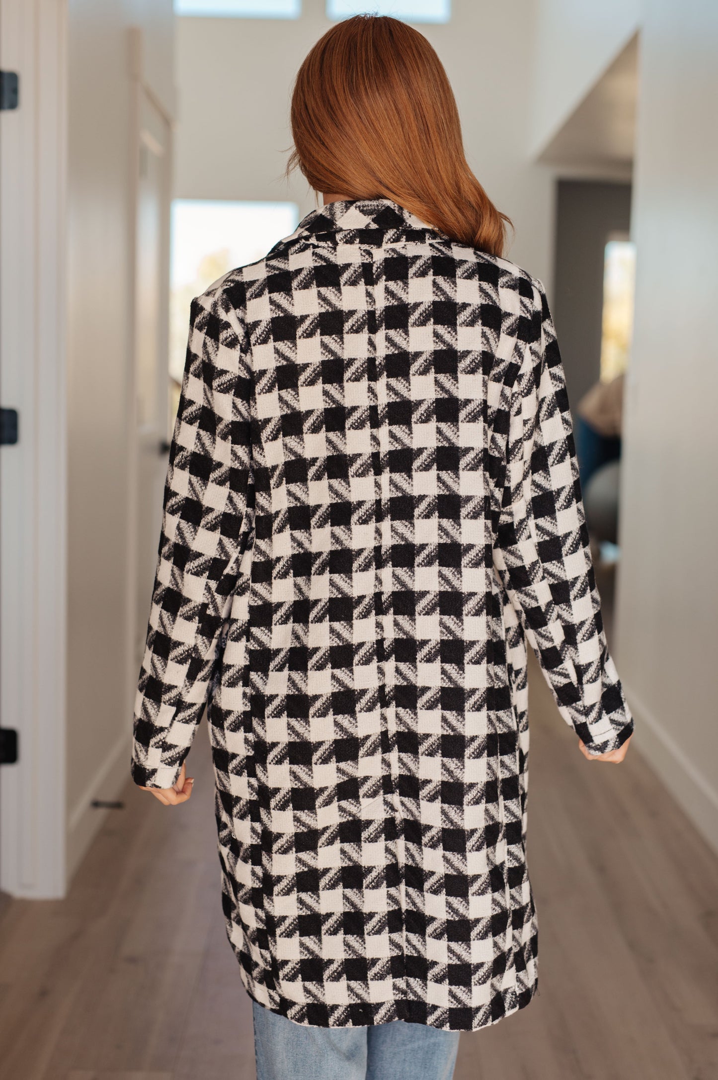 Monochromatic Moment Houndstooth Coat- Plus