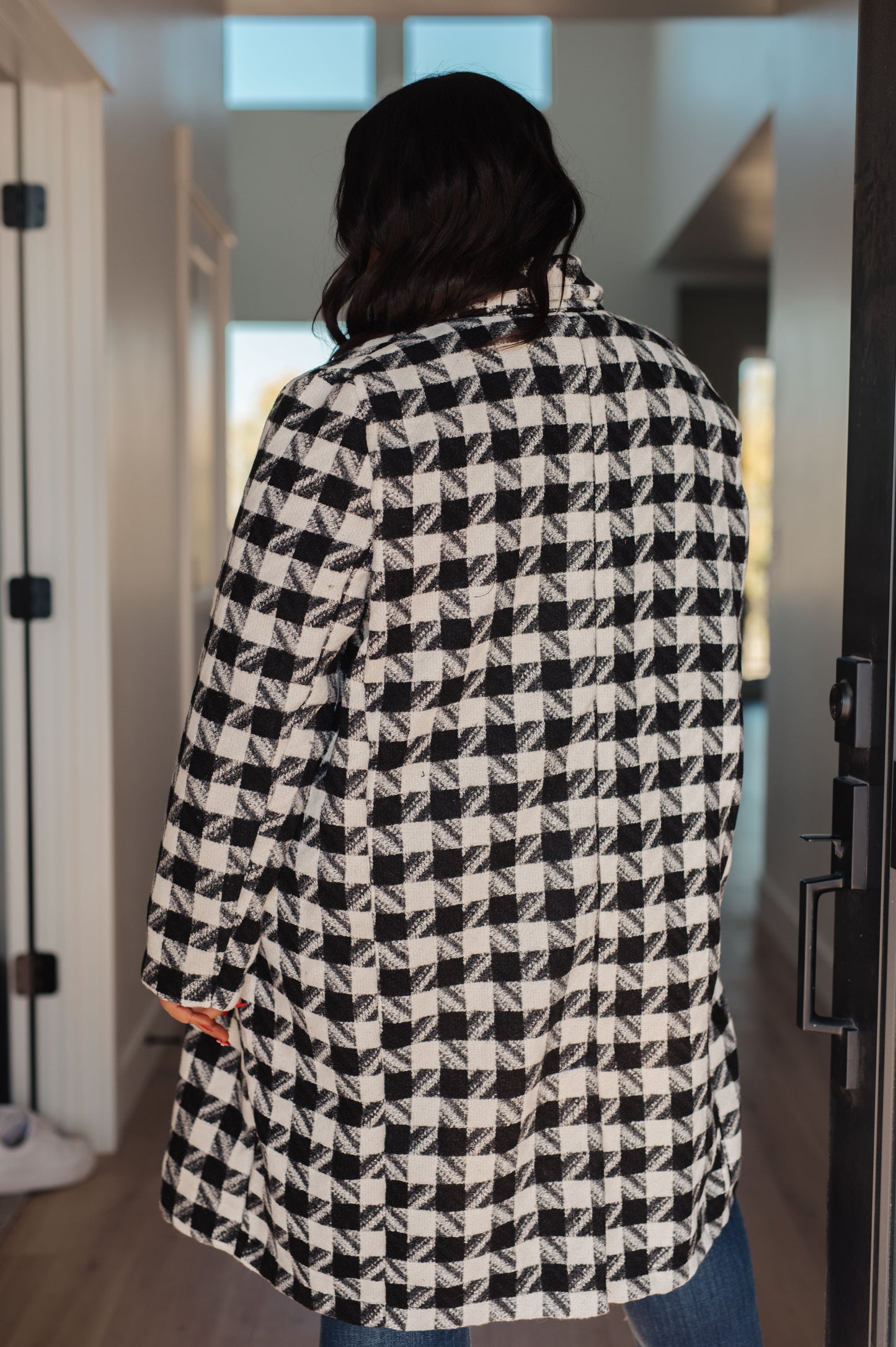 Monochromatic Moment Houndstooth Coat- Plus